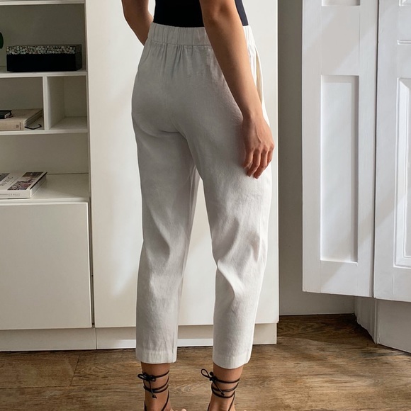 Babaton linen pant from Aritzia - Picture 3 of 7